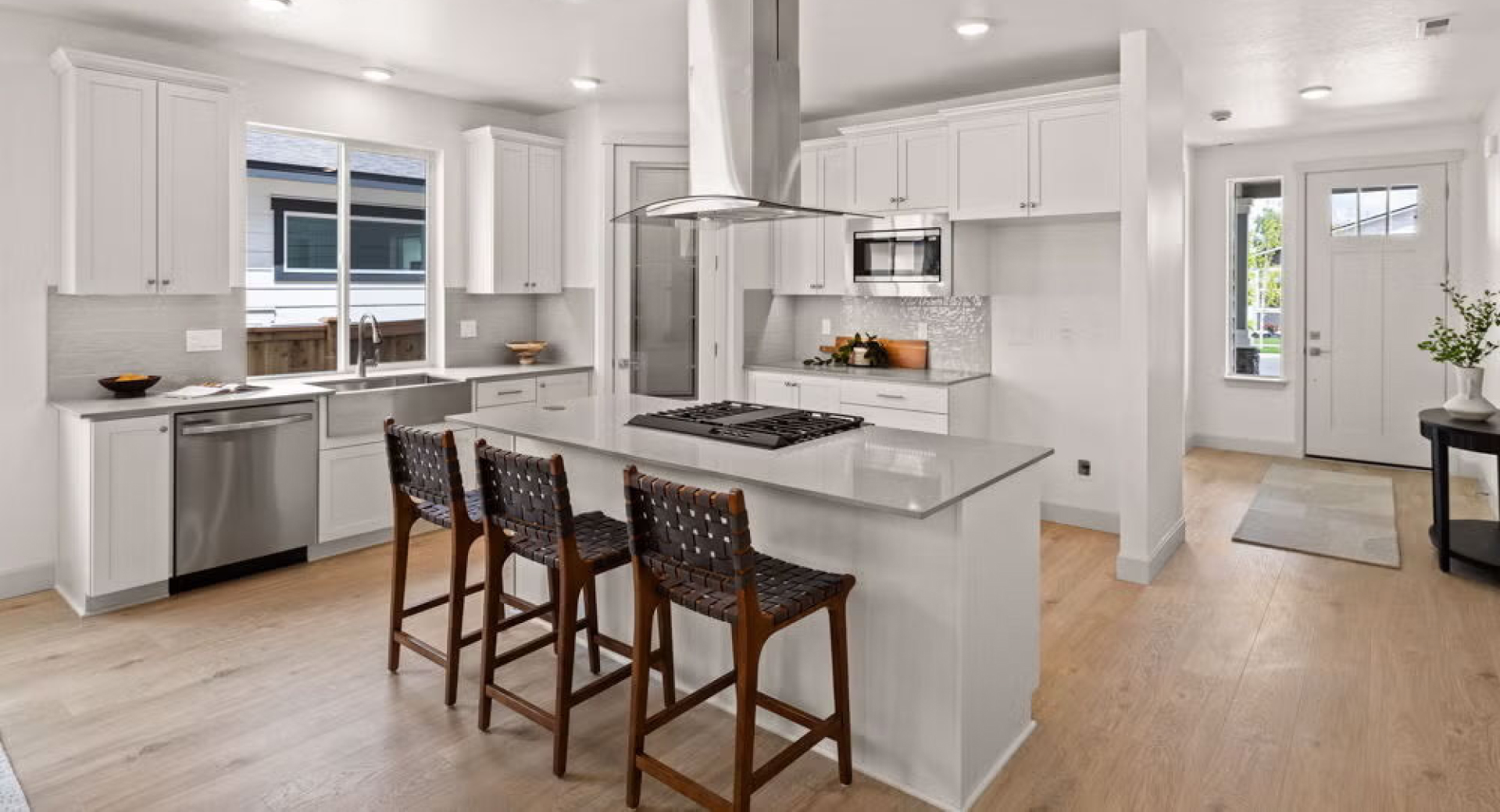 Artisan Village - 2877 NE Pinnacle Place